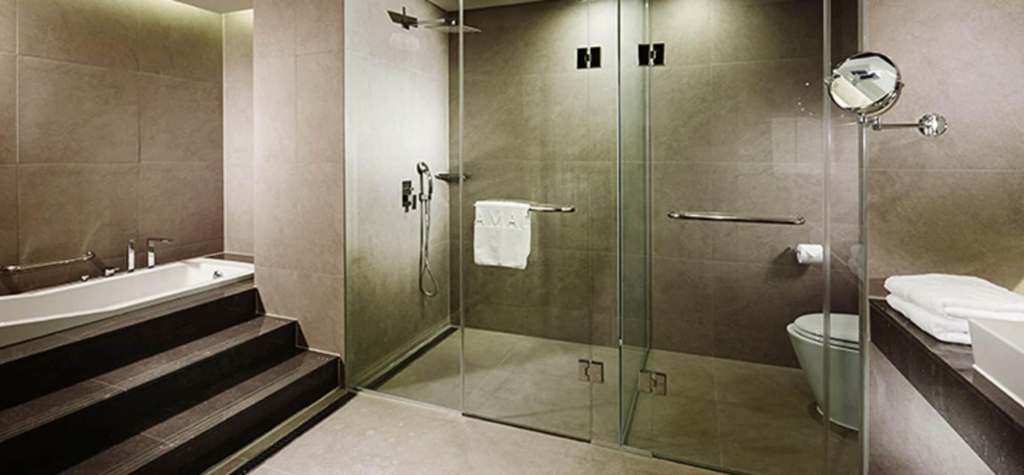 Ramada By Wyndham Gunsan Hotel Exterior photo